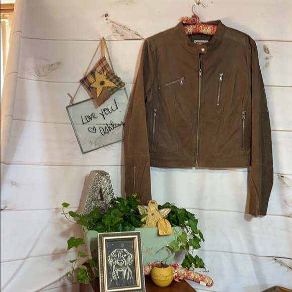 Levi's Jackets & Blazers - Levi’s Genuine Leather Jacket; Coat; Mocha; M
